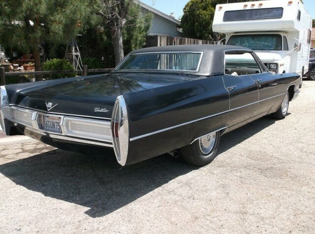 Cadillac DeVille 1967 image number 18