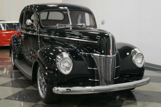 Ford Deluxe 1940 image number 42