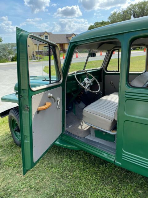 Jeep Willys Station Wagon 1955 image number 31