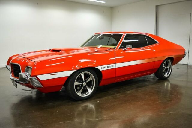 Ford Torino 1972 image number 2