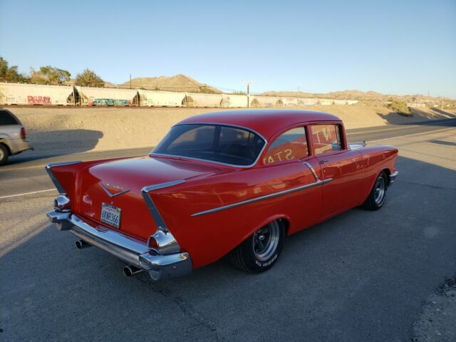 Chevrolet Bel Air/150/210 1957 image number 1