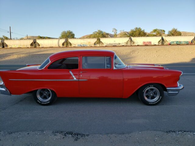 Chevrolet Bel Air/150/210 1957 image number 2