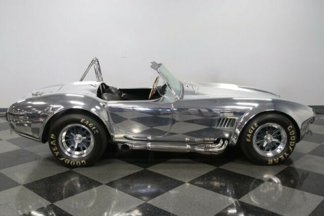 Shelby Cobra 1965 image number 39