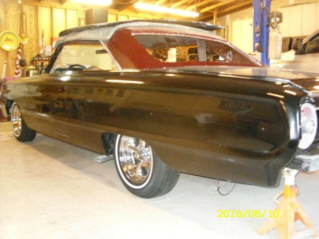 Ford Galaxie 1964 image number 29