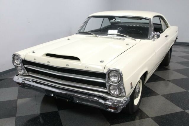 Ford Fairlane 1966 image number 20