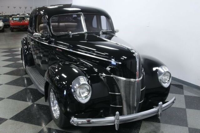 Ford Deluxe 1940 image number 42