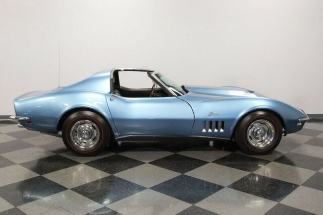 Chevrolet Corvette 1968 image number 15