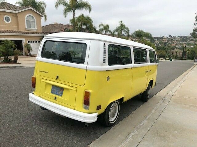 Volkswagen Bus/Vanagon 1979 image number 21