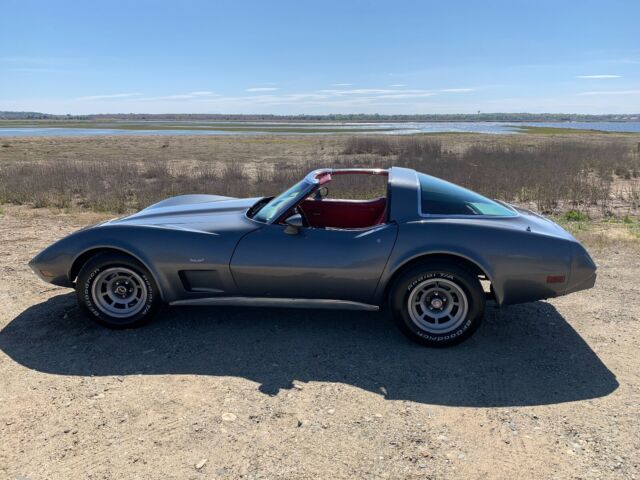 Chevrolet Corvette 1979 image number 29