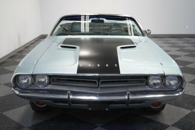 Dodge Challenger 1971 image number 19