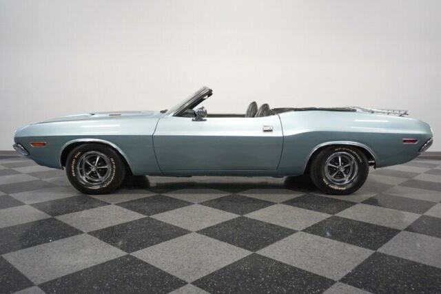 Dodge Challenger 1971 image number 26