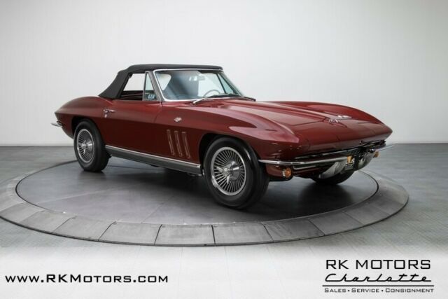 Chevrolet Corvette 1966 image number 11