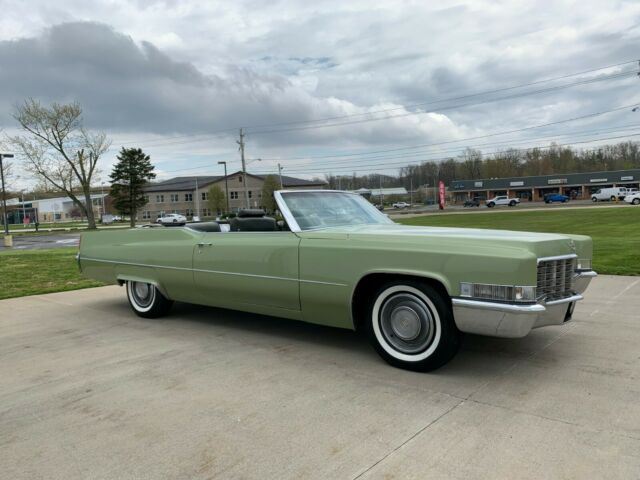 Cadillac DeVille 1969 image number 16