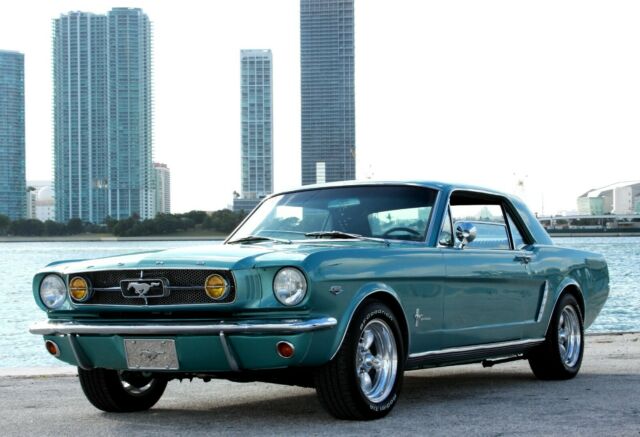 Ford Mustang 1965 image number 17