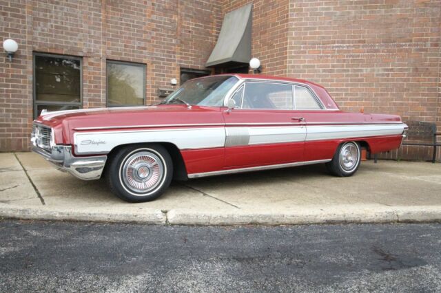 Oldsmobile Starfire 1962 image number 1