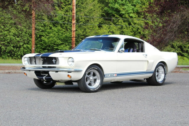 Ford Mustang 1965 image number 1