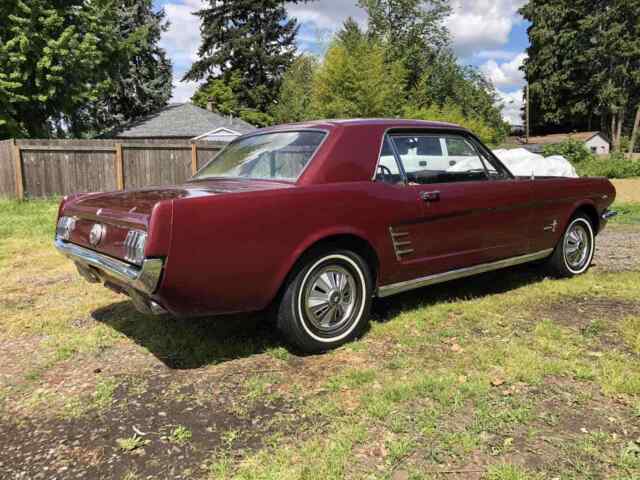 Ford Mustang 1966 image number 22