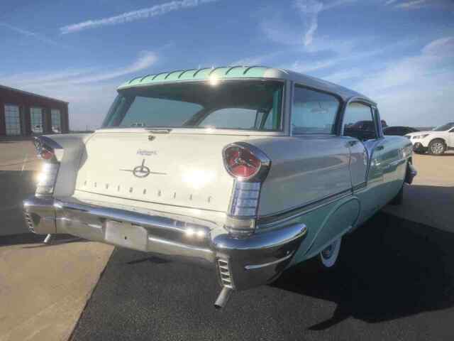 Oldsmobile Fiesta 1957 image number 28