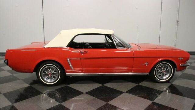 Ford Mustang 1965 image number 15