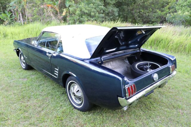 Ford Mustang 1966 image number 23