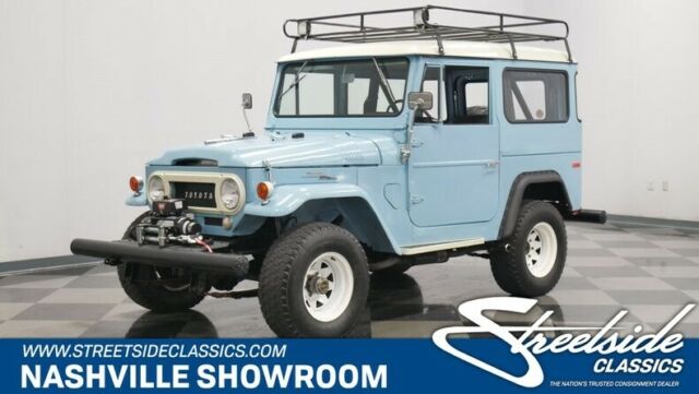 Toyota FJ Cruiser 1967 image number 0