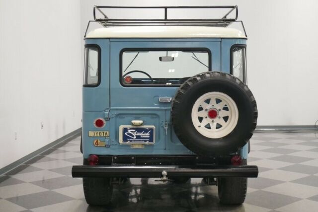 Toyota FJ Cruiser 1967 image number 11