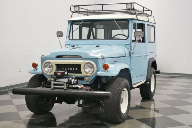 Toyota FJ Cruiser 1967 image number 20