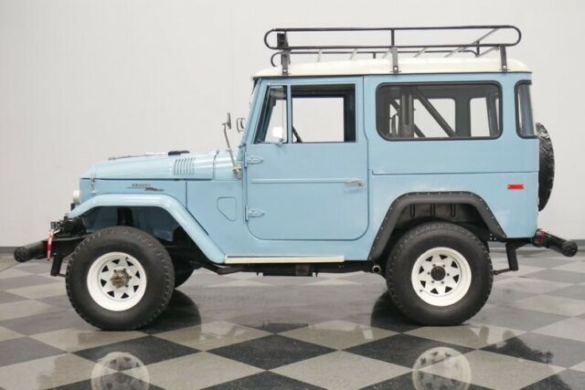 Toyota FJ Cruiser 1967 image number 31