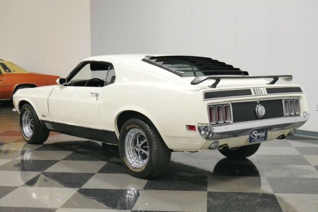 Ford Mustang 1970 image number 9