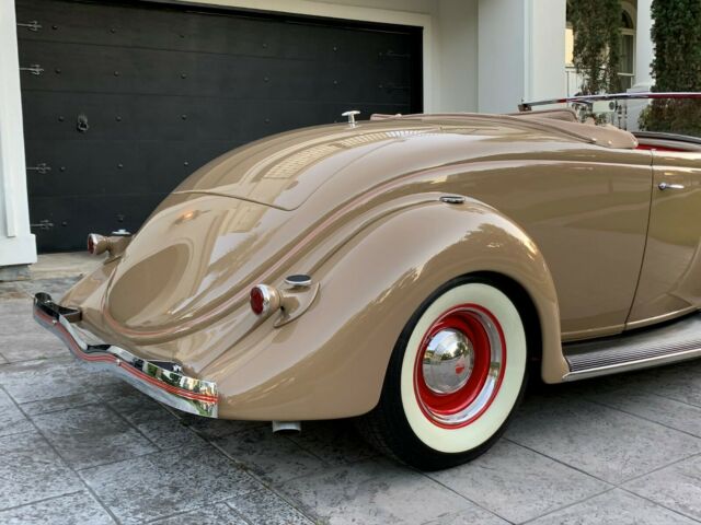 Ford Henry Ford All Steel Roadster 1935 image number 5