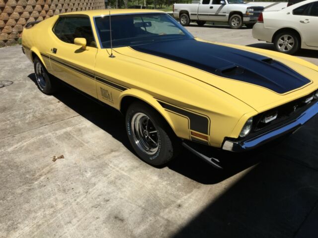 Ford Mustang 1972 image number 4