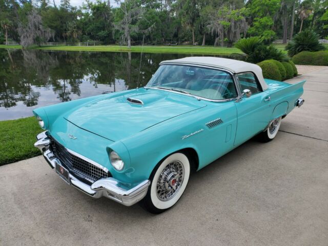 Ford Thunderbird 1957 image number 26