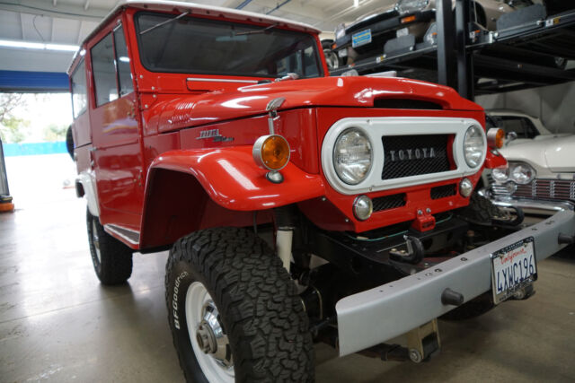 Toyota Landcruiser FJ40L 4WD Hardtop 1965 image number 31