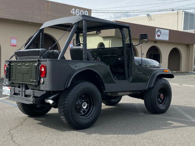 Jeep CJ 1972 image number 1