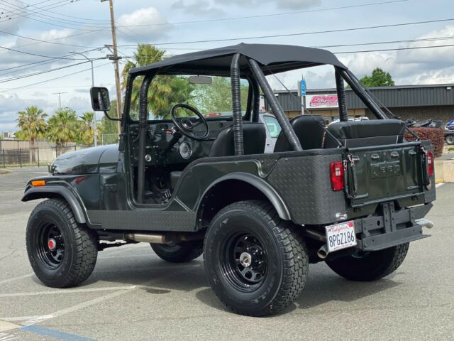 Jeep CJ 1972 image number 31