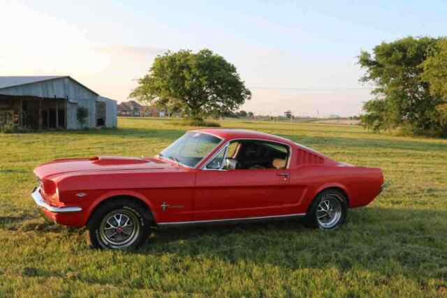 Ford Mustang 1965 image number 0