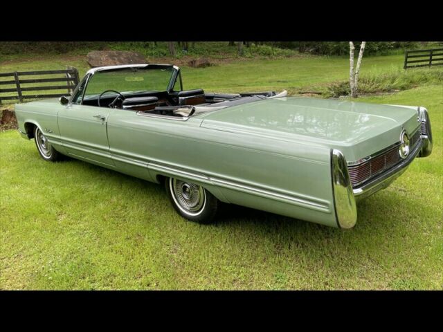 Chrysler Imperial 1967 image number 11