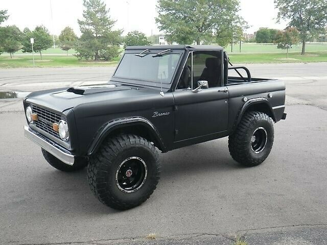 Ford Bronco 1972 image number 0