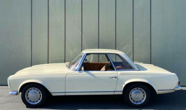 Mercedes-Benz SL-Class 1967 image number 28