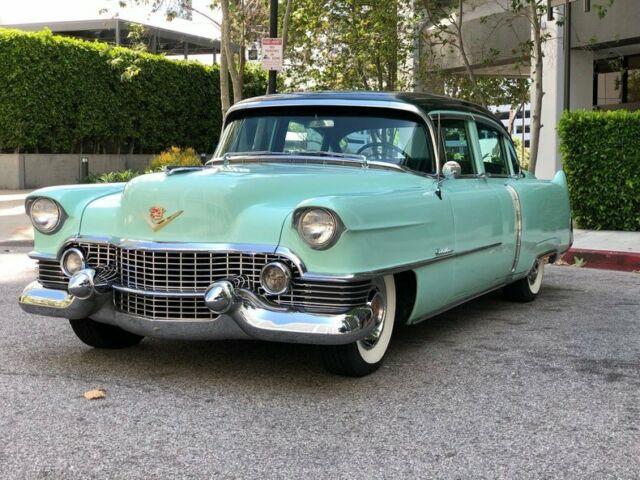 Cadillac Series 62 1954 image number 24