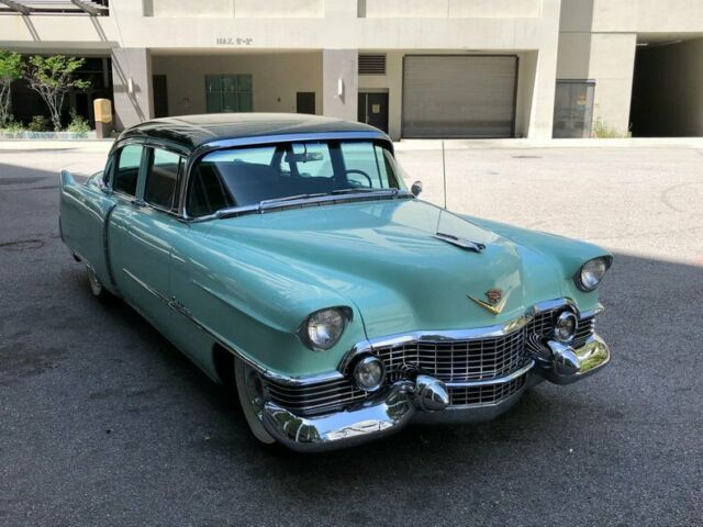 Cadillac Series 62 1954 image number 28