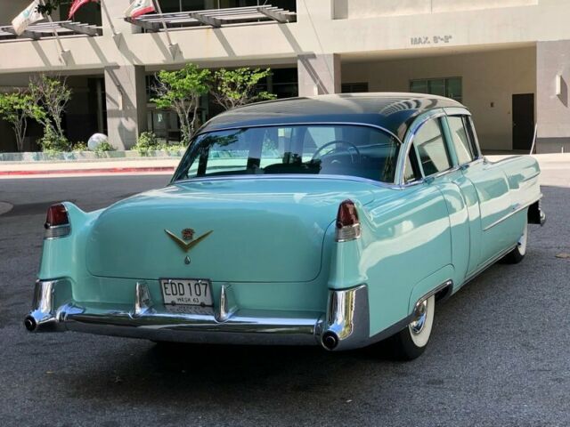 Cadillac Series 62 1954 image number 30