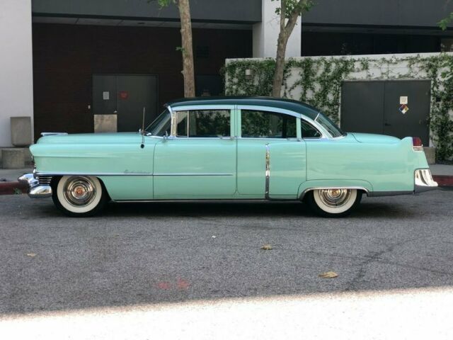 Cadillac Series 62 1954 image number 9