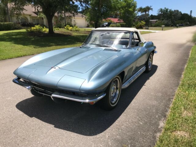 Chevrolet Corvette 1967 image number 25