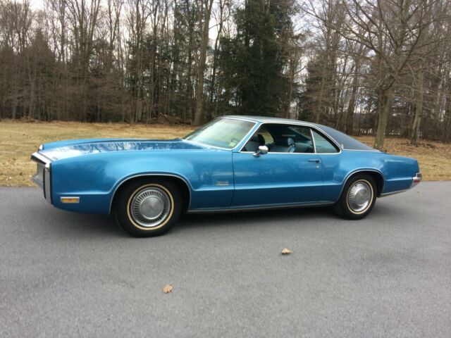 Oldsmobile Toronado 1970 image number 15