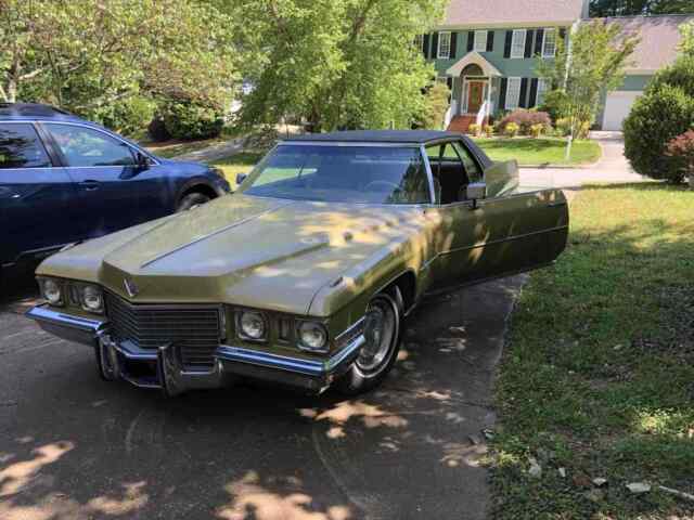 Cadillac Coupe Deville 1972 image number 15