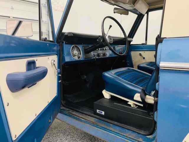 Ford Bronco 1974 image number 16