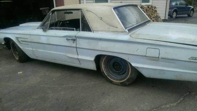 Ford Thunderbird Hardtop 1965 image number 7