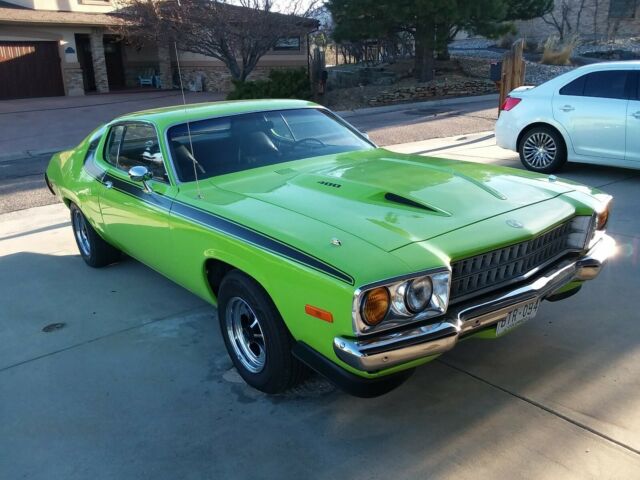 Plymouth Road Runner 1973 image number 0