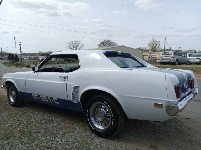 Ford Mustang 1969 image number 9